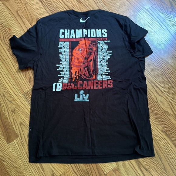 Tampa Bay Bucs Super Bowl T-shirt. Brand new. XL. - Picture 2 of 2